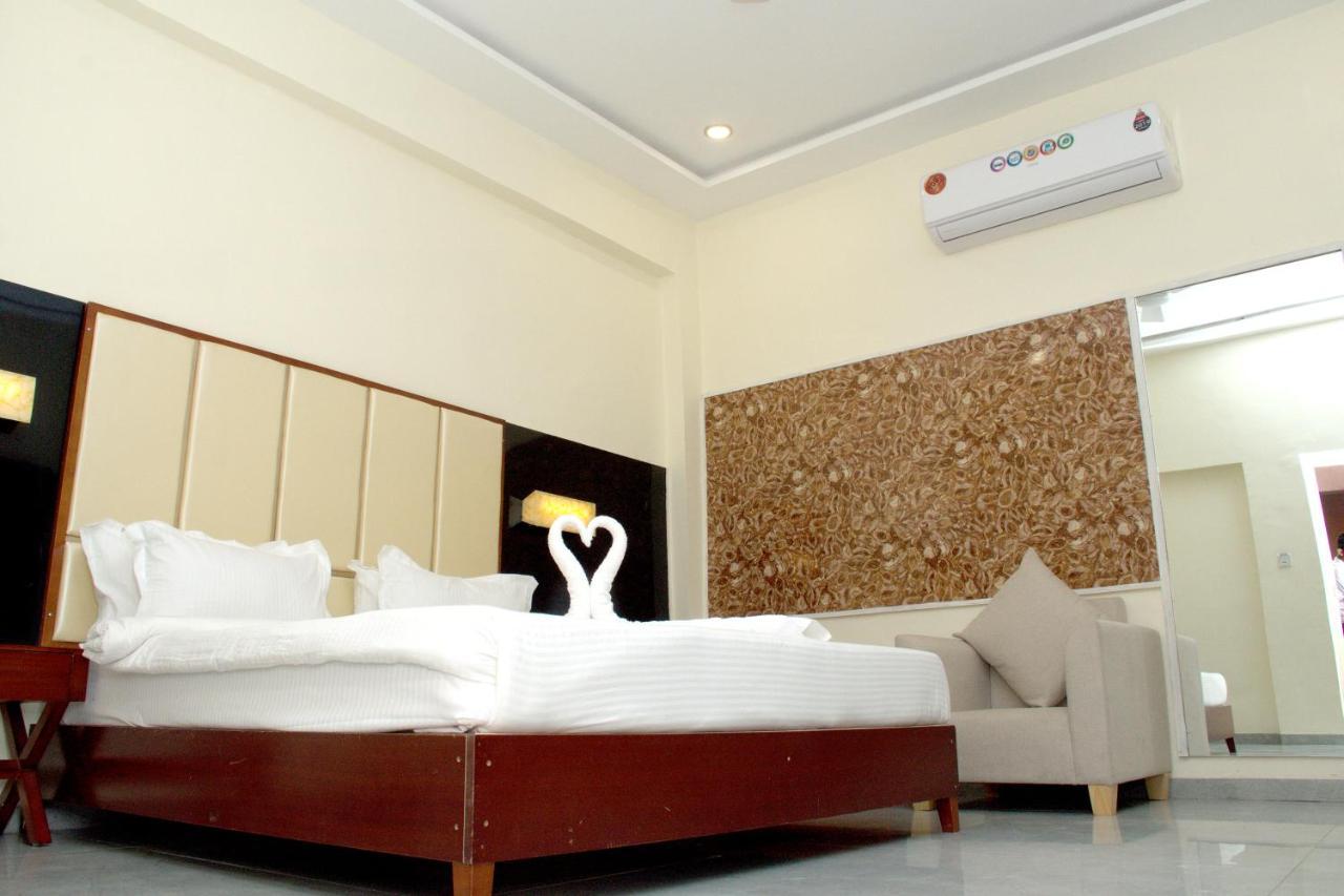 Santu Basil - An Eco Resort Bhavnagar Luaran gambar
