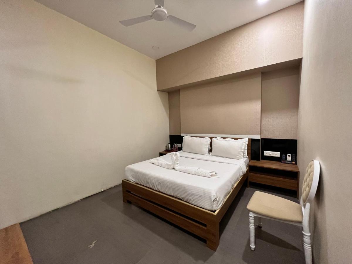 Santu Basil - An Eco Resort Bhavnagar Luaran gambar